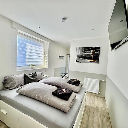 Gaestezimmer Beate Und Ferienwohnung Rheda Wiedenbrueck Bagian luar foto
