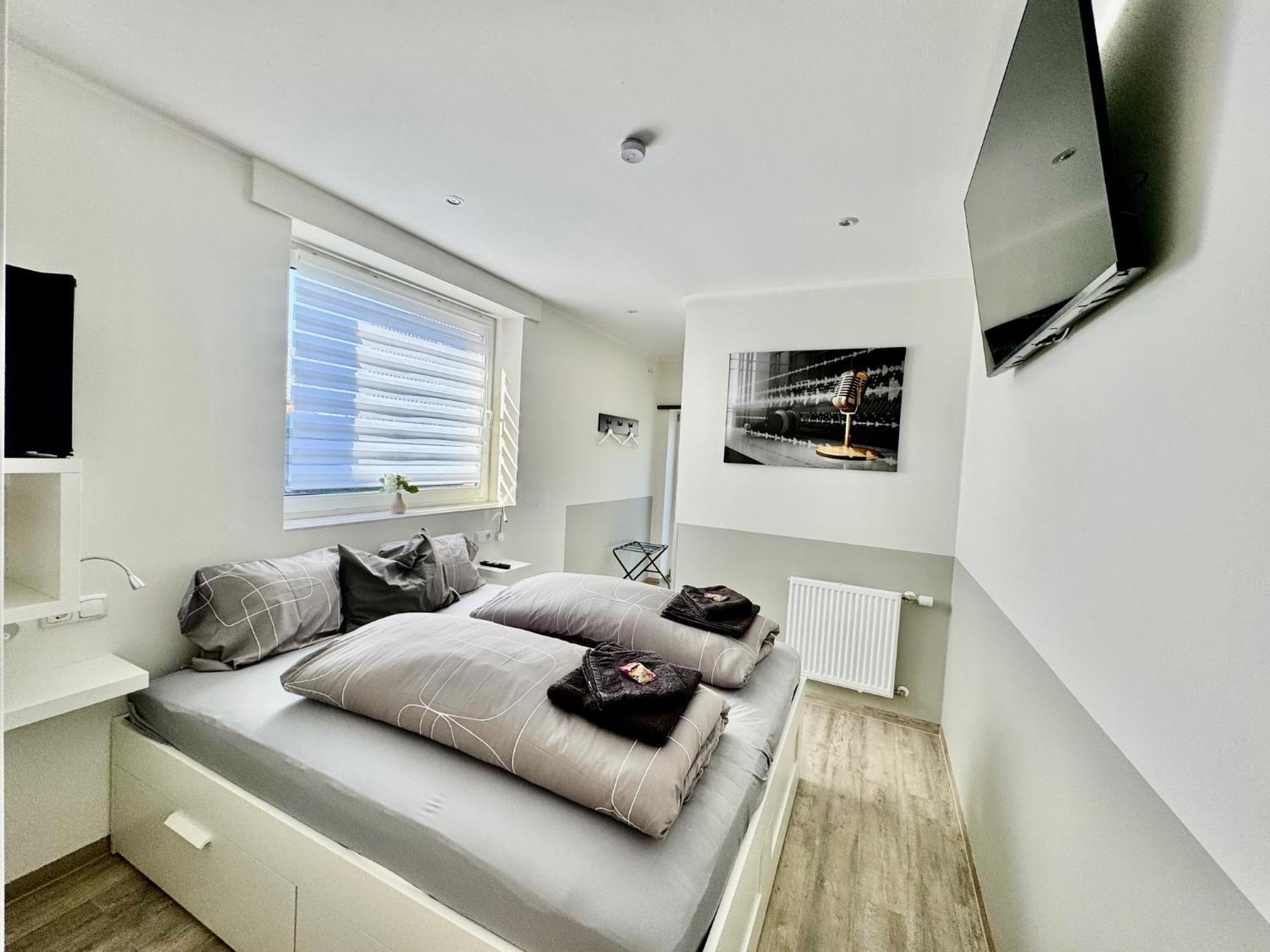 Gaestezimmer Beate Und Ferienwohnung Rheda Wiedenbrueck Bagian luar foto